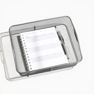 Metal mesh tray with planners and tabs